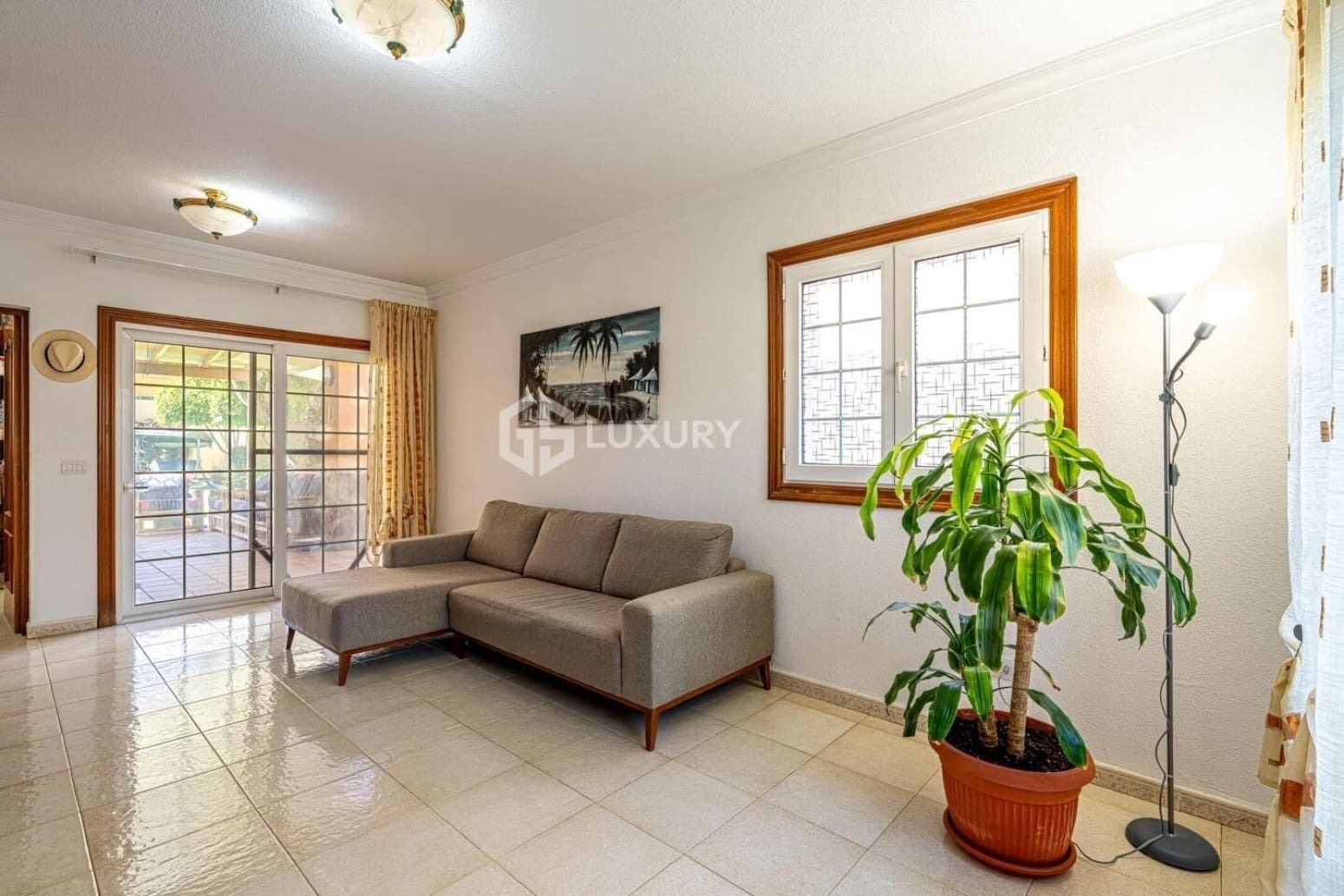 4 slaapkamer Villa te koop in Adeje met garage - € 1.250.000 (Ref: 9676126)