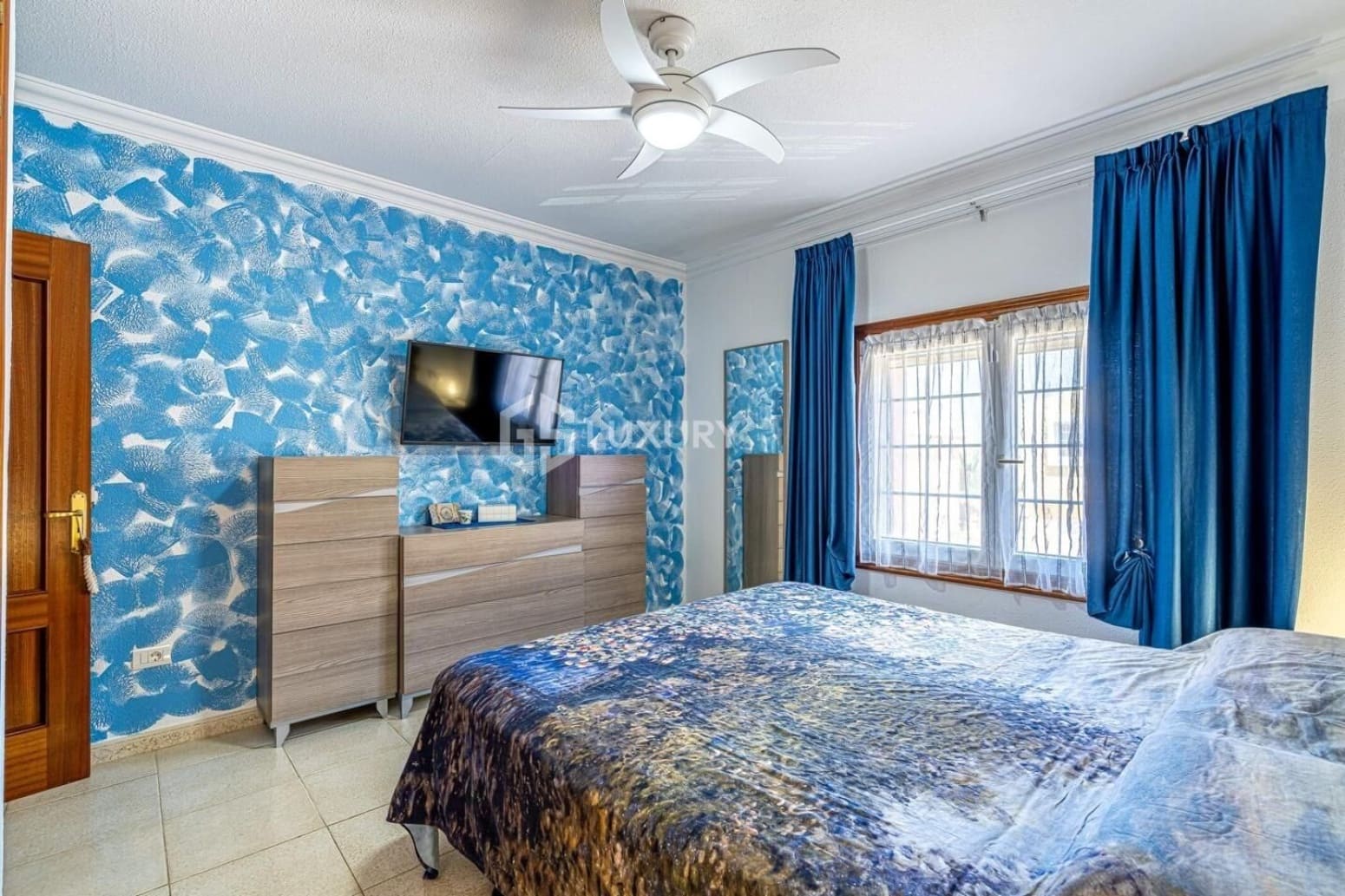 4 slaapkamer Villa te koop in Adeje met garage - € 1.250.000 (Ref: 9676126)