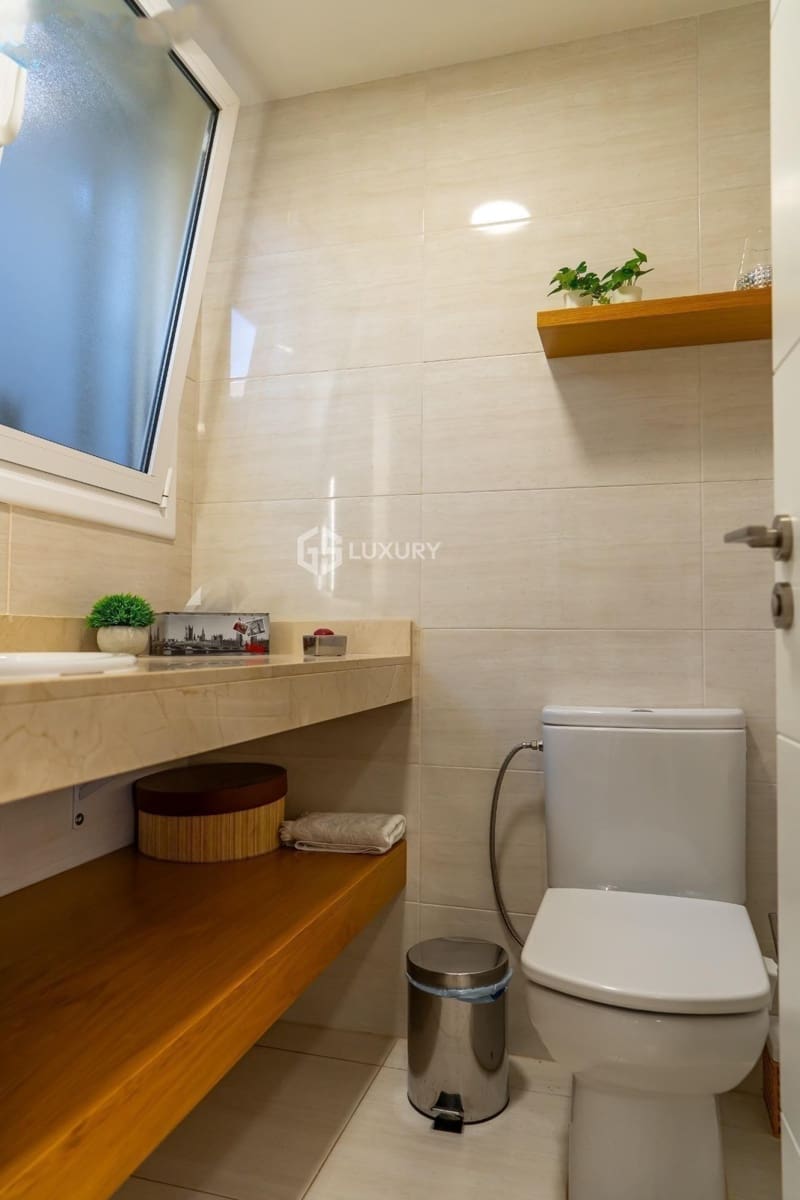 Chalet de 4 habitaciones en Santiago del Teide en venta con garaje - 995.000 € (Ref: 9676130)