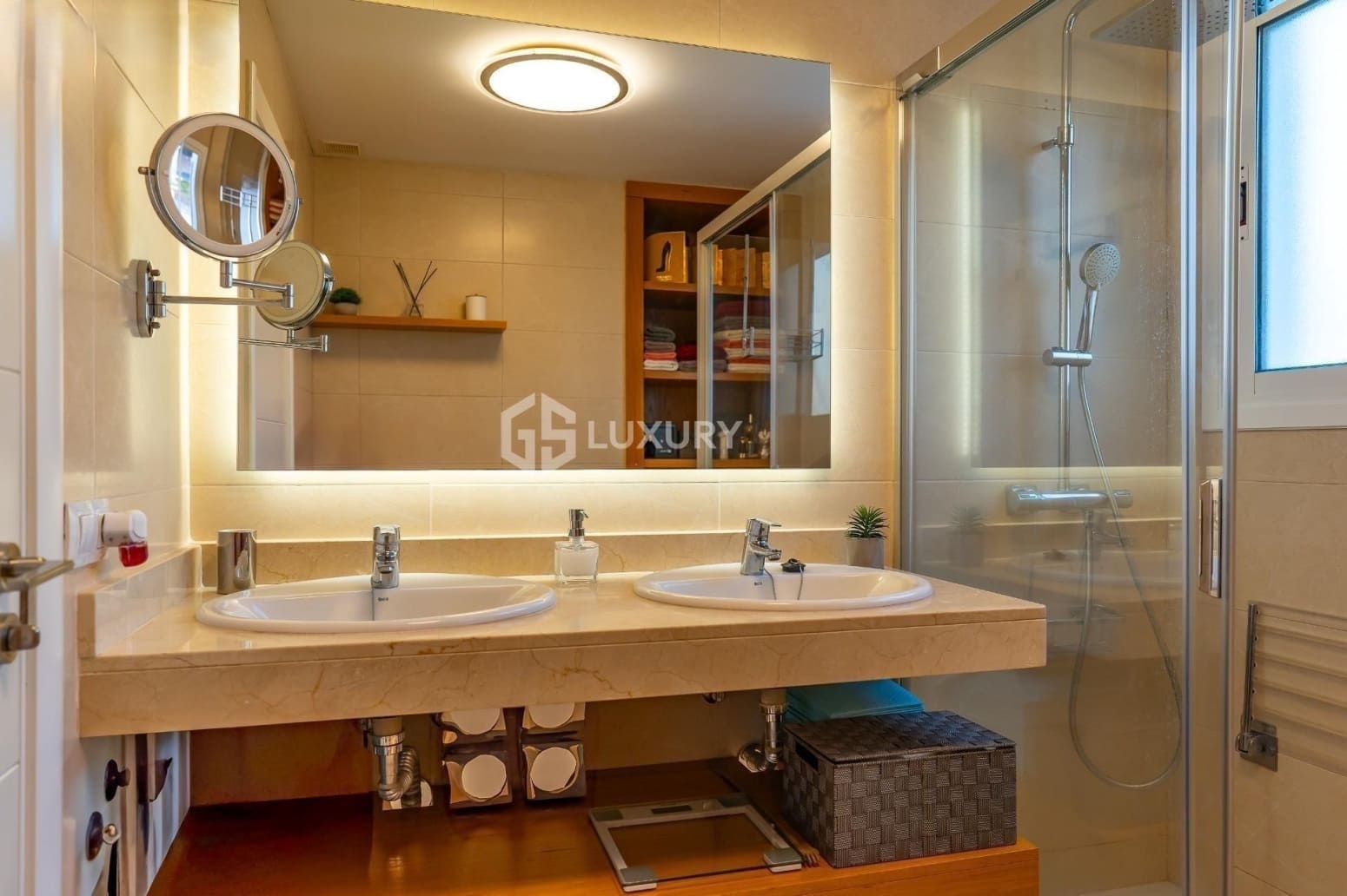 Chalet de 4 habitaciones en Santiago del Teide en venta con garaje - 995.000 € (Ref: 9676130)