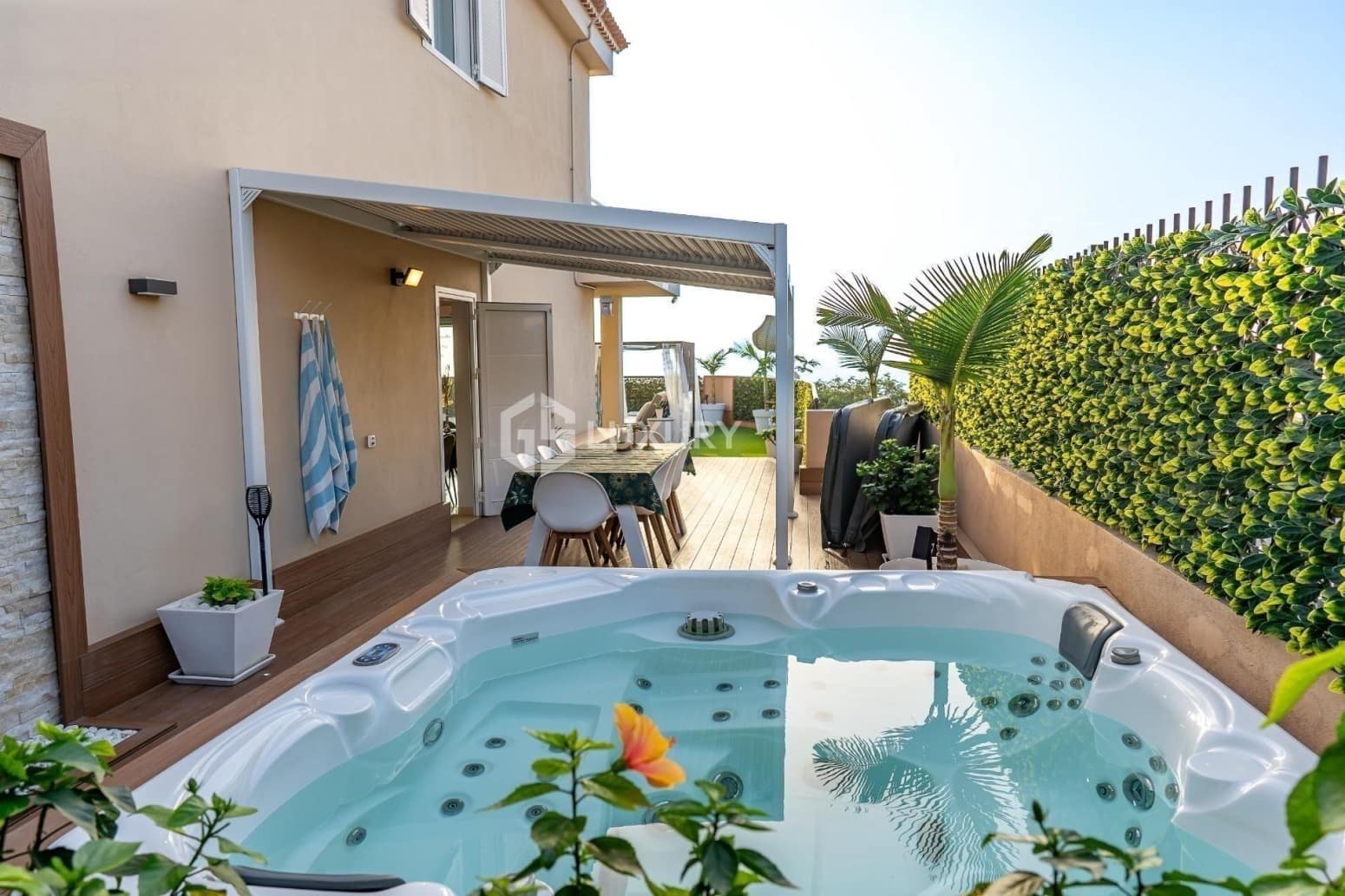 Chalet de 4 habitaciones en Santiago del Teide en venta con garaje - 995.000 € (Ref: 9676130)