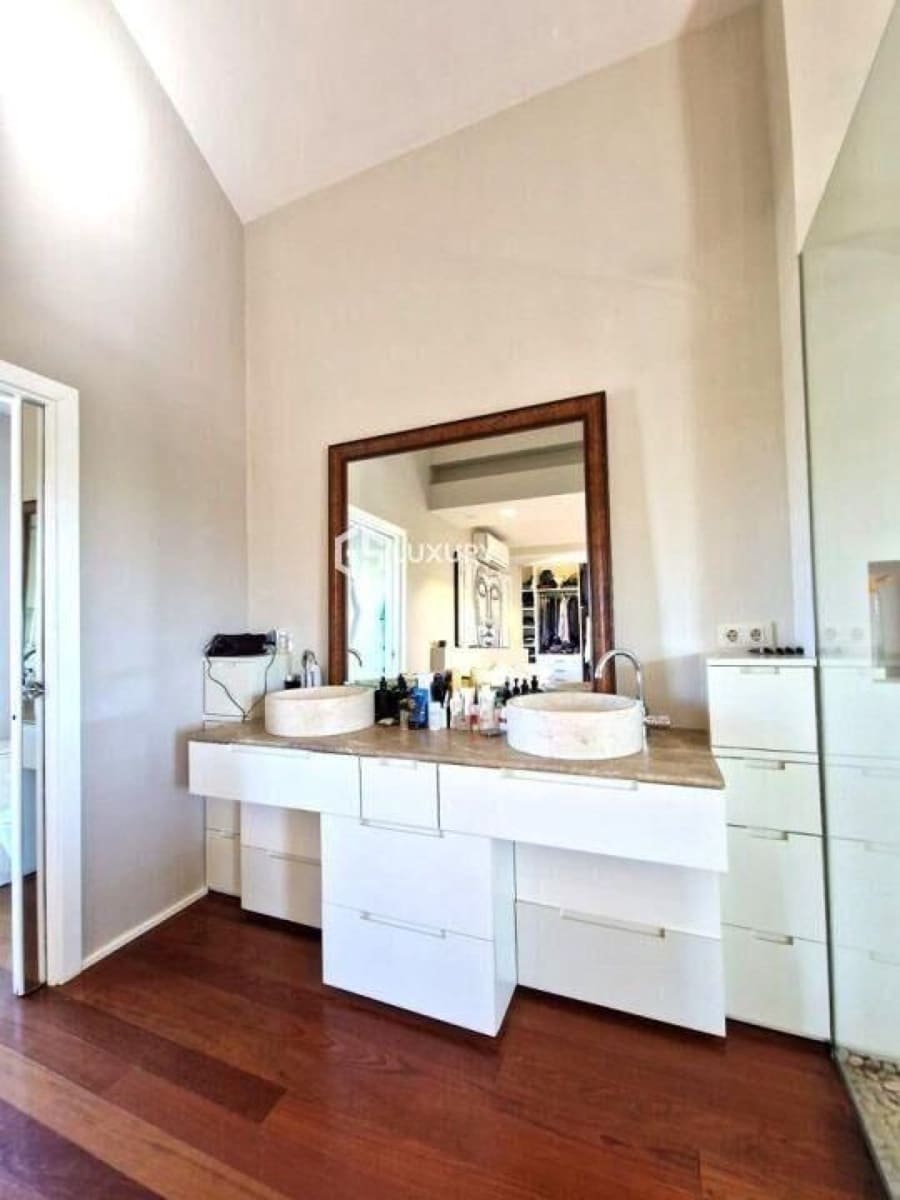 4 bedroom Villa for sale in Adeje with garage - € 1,499,000 (Ref: 9676132)