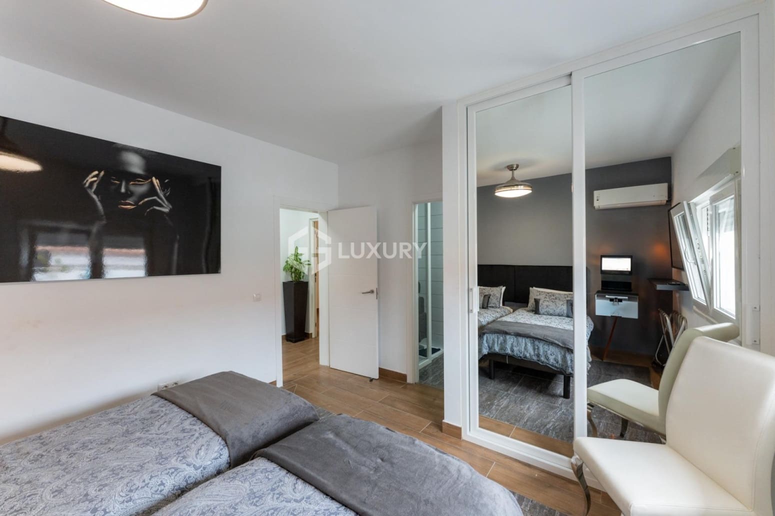 7 sypialnia Willa na sprzedaż w Adeje z garażem - 1 995 000 € (Ref: 9676133)