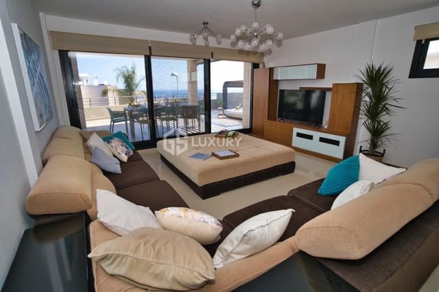 4 Zimmer Villa zu vermieten in San Eugenio Alto, Adeje mit Garage - 7.500 € (Ref: 9676140)