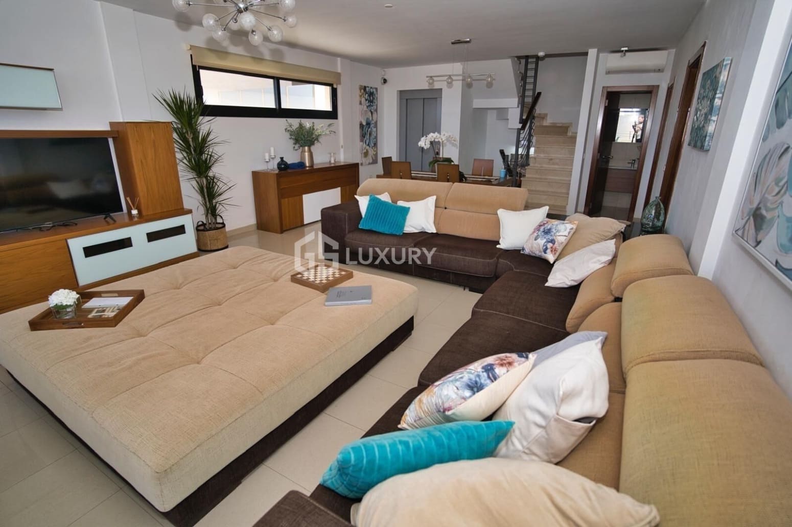 4 Zimmer Villa zu vermieten in Adeje mit Garage - 7.500 € (Ref: 9676140)