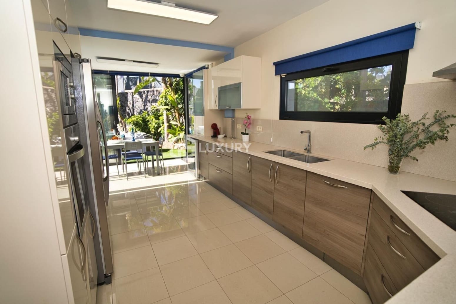 4 Zimmer Villa zu vermieten in Adeje mit Garage - 7.500 € (Ref: 9676140)