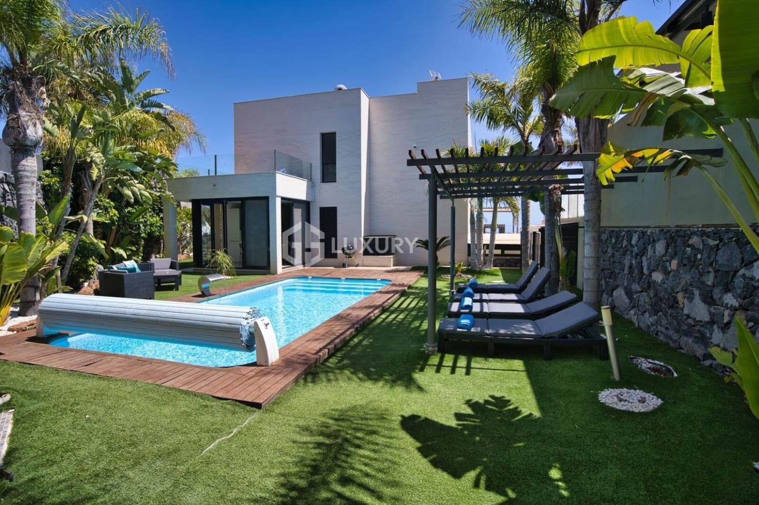 4 Zimmer Villa zu vermieten in Adeje mit Garage - 7.500 € (Ref: 9676140)