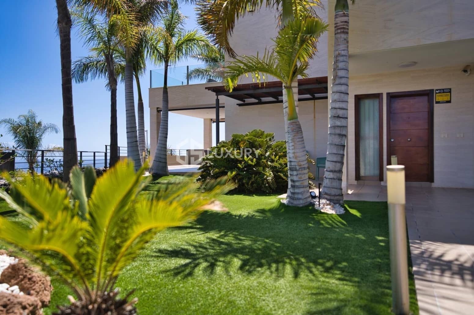 4 Zimmer Villa zu vermieten in Adeje mit Garage - 7.500 € (Ref: 9676140)