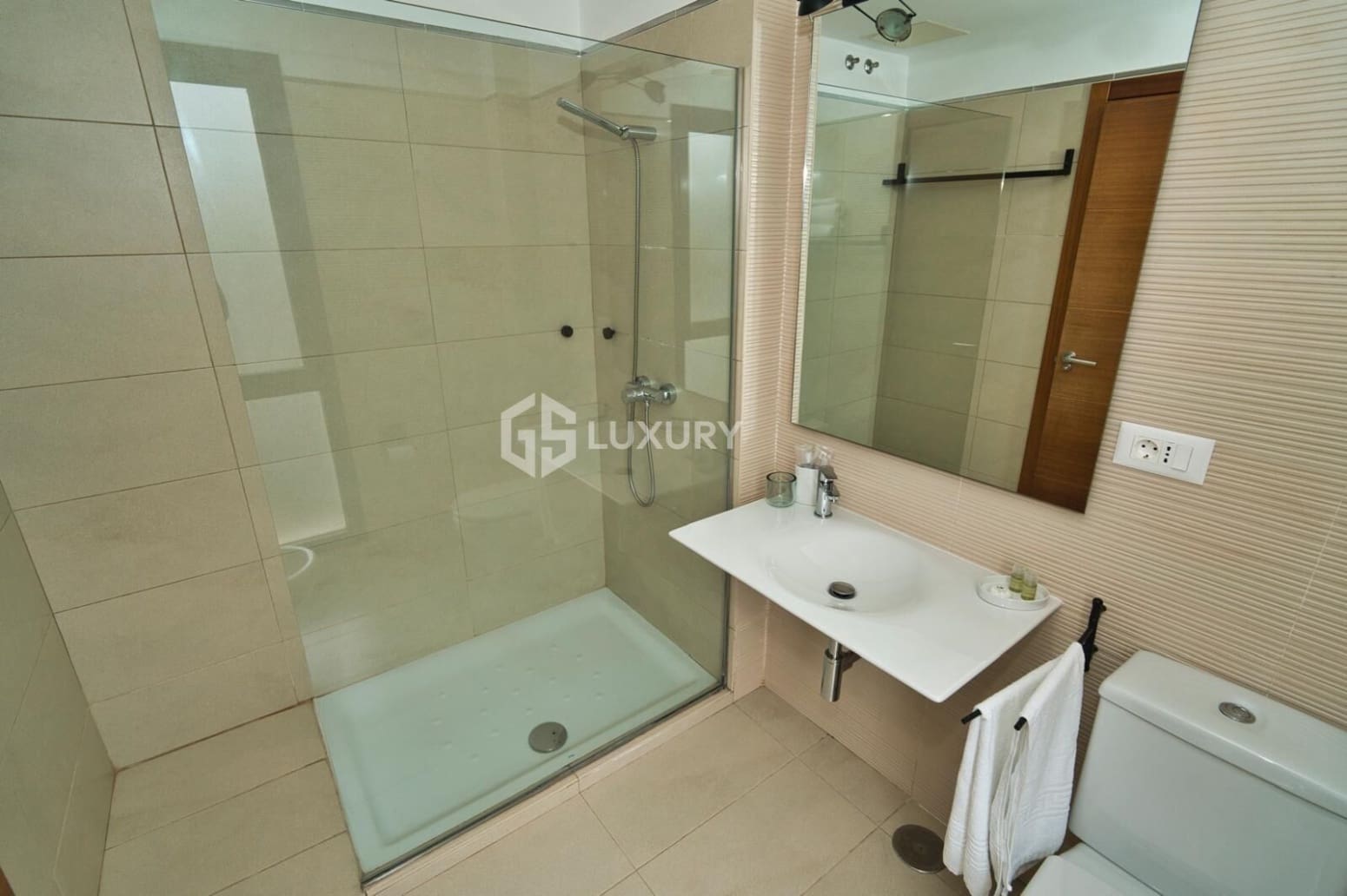 3 Zimmer Wohnung zu vermieten in Adeje mit Garage - 4.500 € (Ref: 9676141)