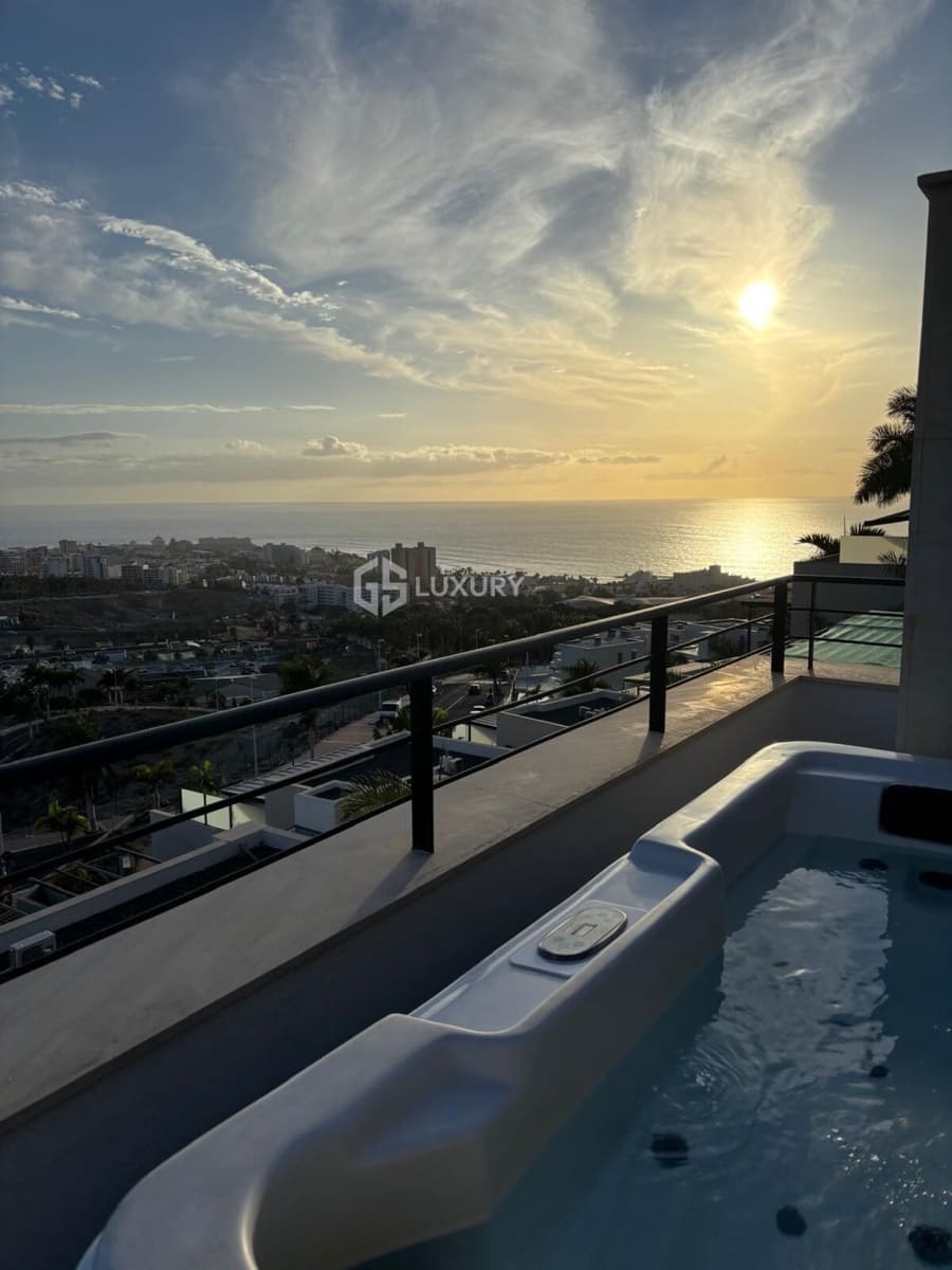 3 Zimmer Wohnung zu vermieten in Adeje mit Garage - 4.500 € (Ref: 9676141)