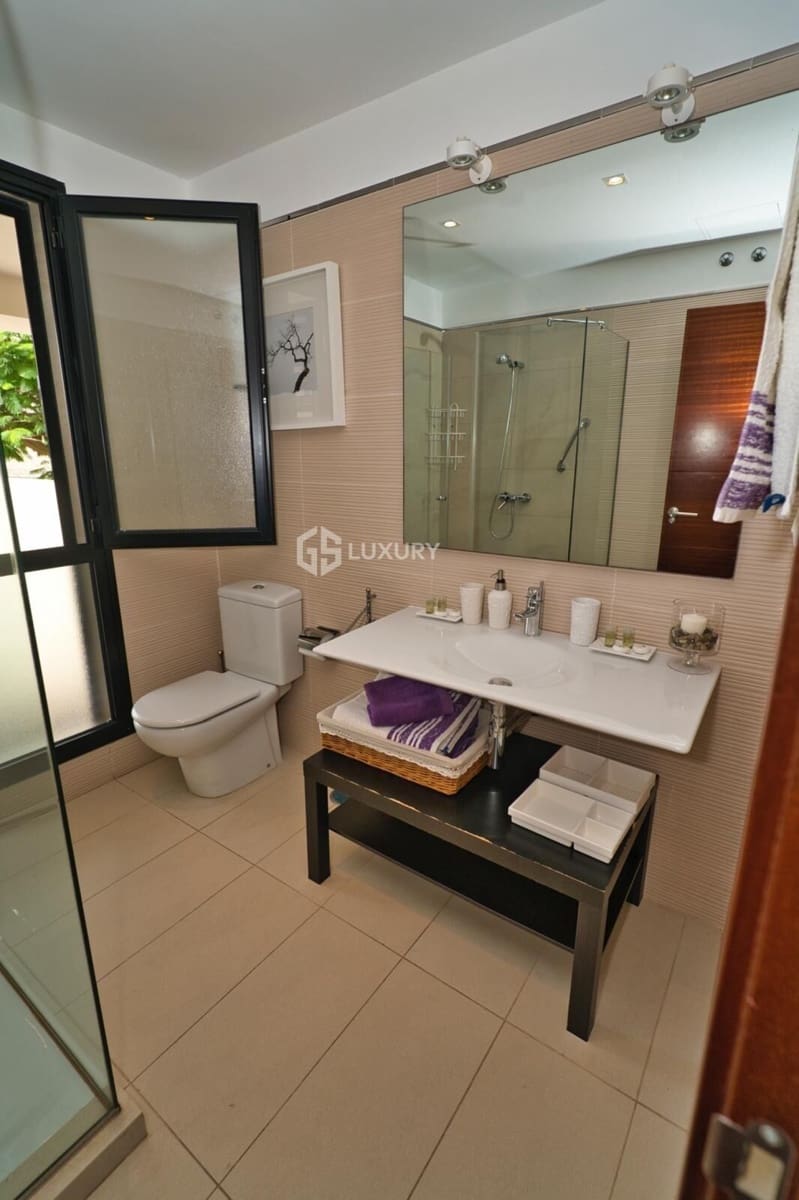 3 quarto Apartamento para arrendar em Adeje com garagem - 5 000 € (Ref: 9676142)