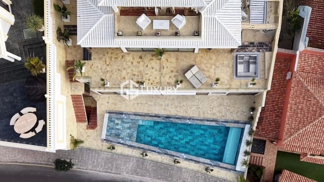 4 sovrum Villa till salu i San Eugenio Alto, Adeje med garage - 5 500 000 € (Ref: 9676143)