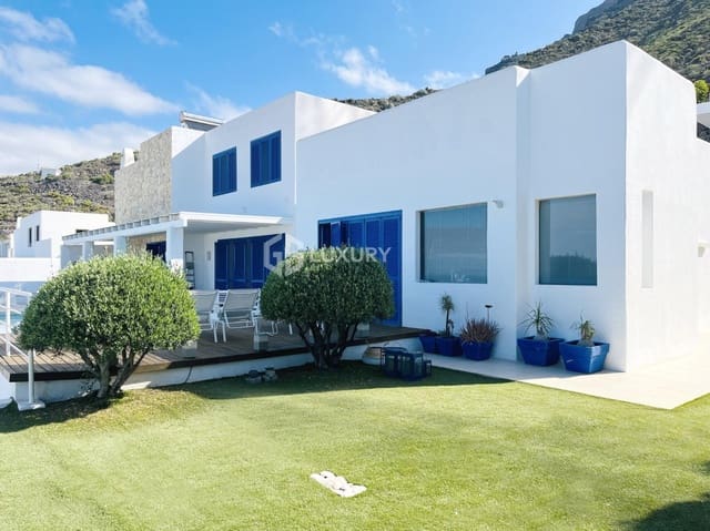 5 quarto Moradia para venda em Torviscas Centro y Alto, Adeje com garagem - 2 000 000 € (Ref: 9676144)