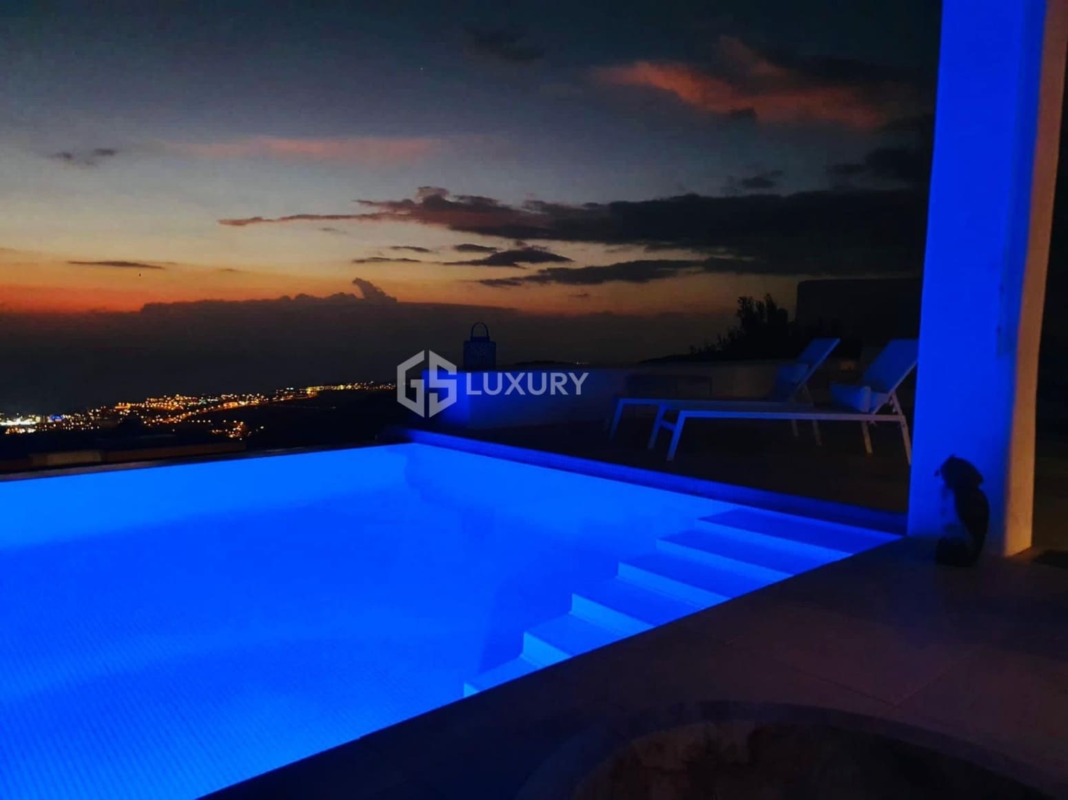 5 quarto Moradia para venda em Adeje com garagem - 2 000 000 € (Ref: 9676144)