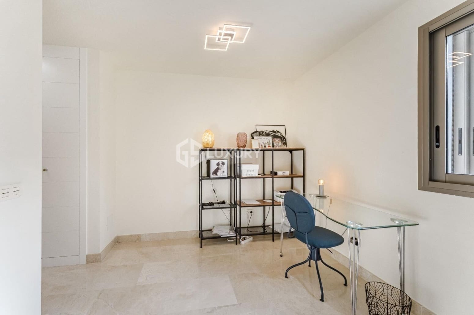 2 bedroom Flat for sale in Adeje with garage - € 715,000 (Ref: 9676145)