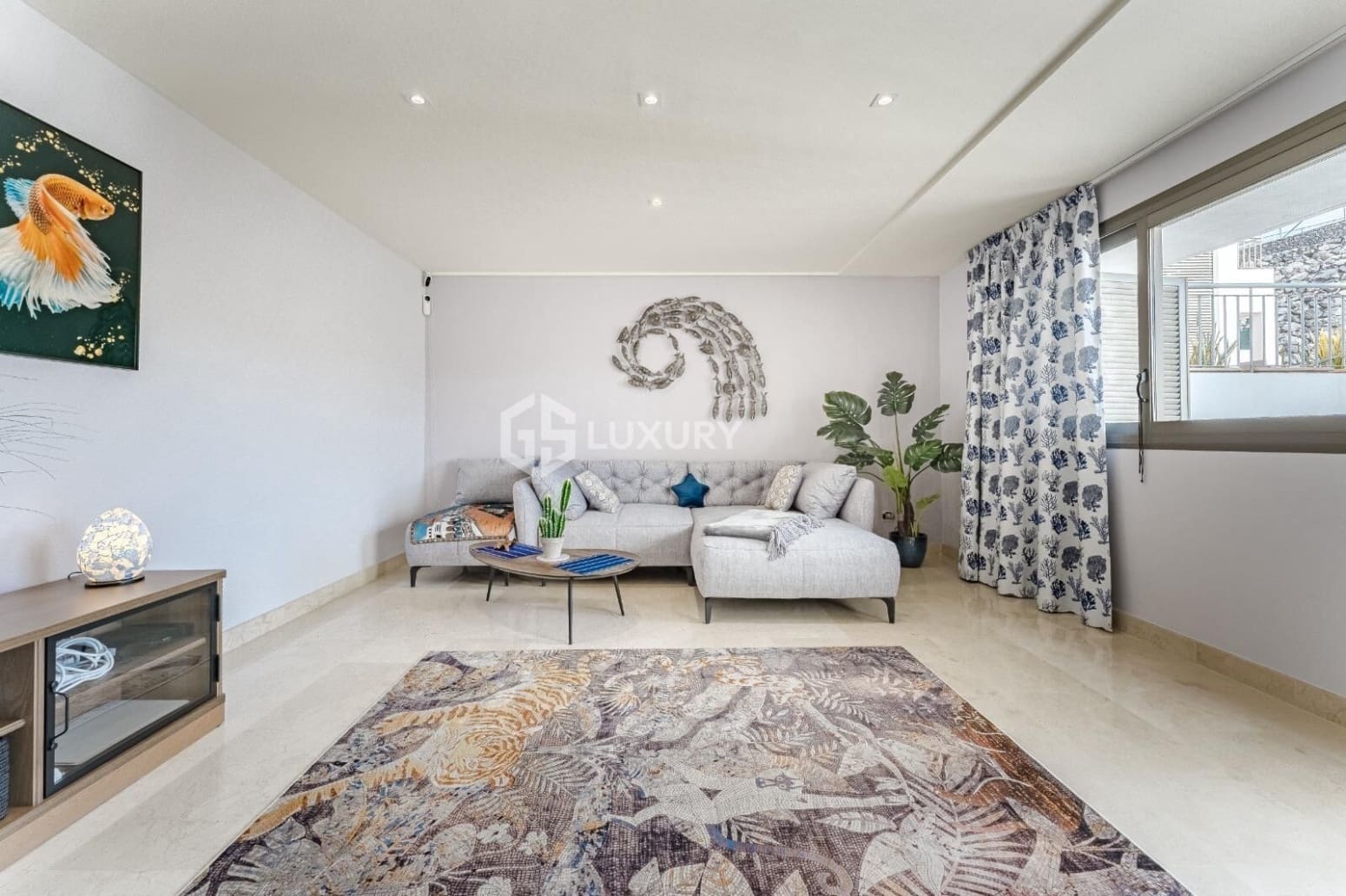 2 bedroom Flat for sale in Adeje with garage - € 715,000 (Ref: 9676145)