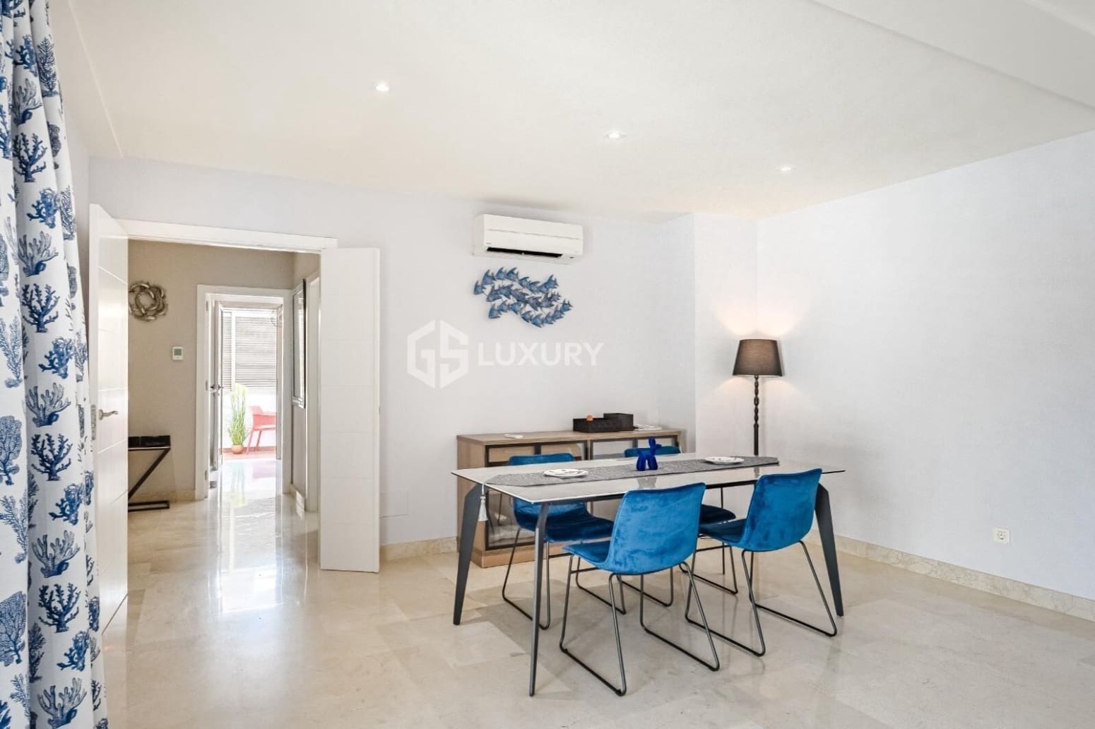 2 bedroom Flat for sale in Adeje with garage - € 715,000 (Ref: 9676145)