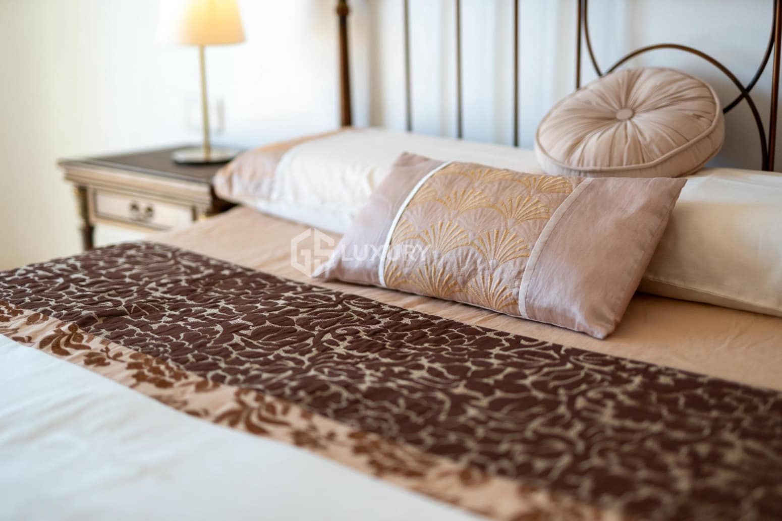 Chalet de 8 habitaciones en San Miguel de Abona en venta con garaje - 1.800.000 € (Ref: 9676146)