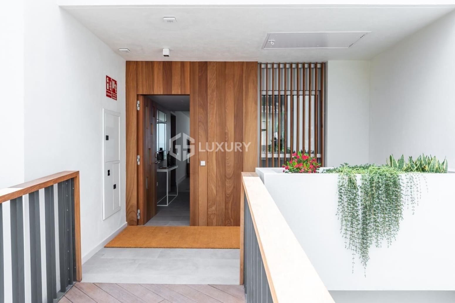 2 soverom Leilighet til salgs i Guia de Isora med garasje - € 965 000 (Ref: 9676147)