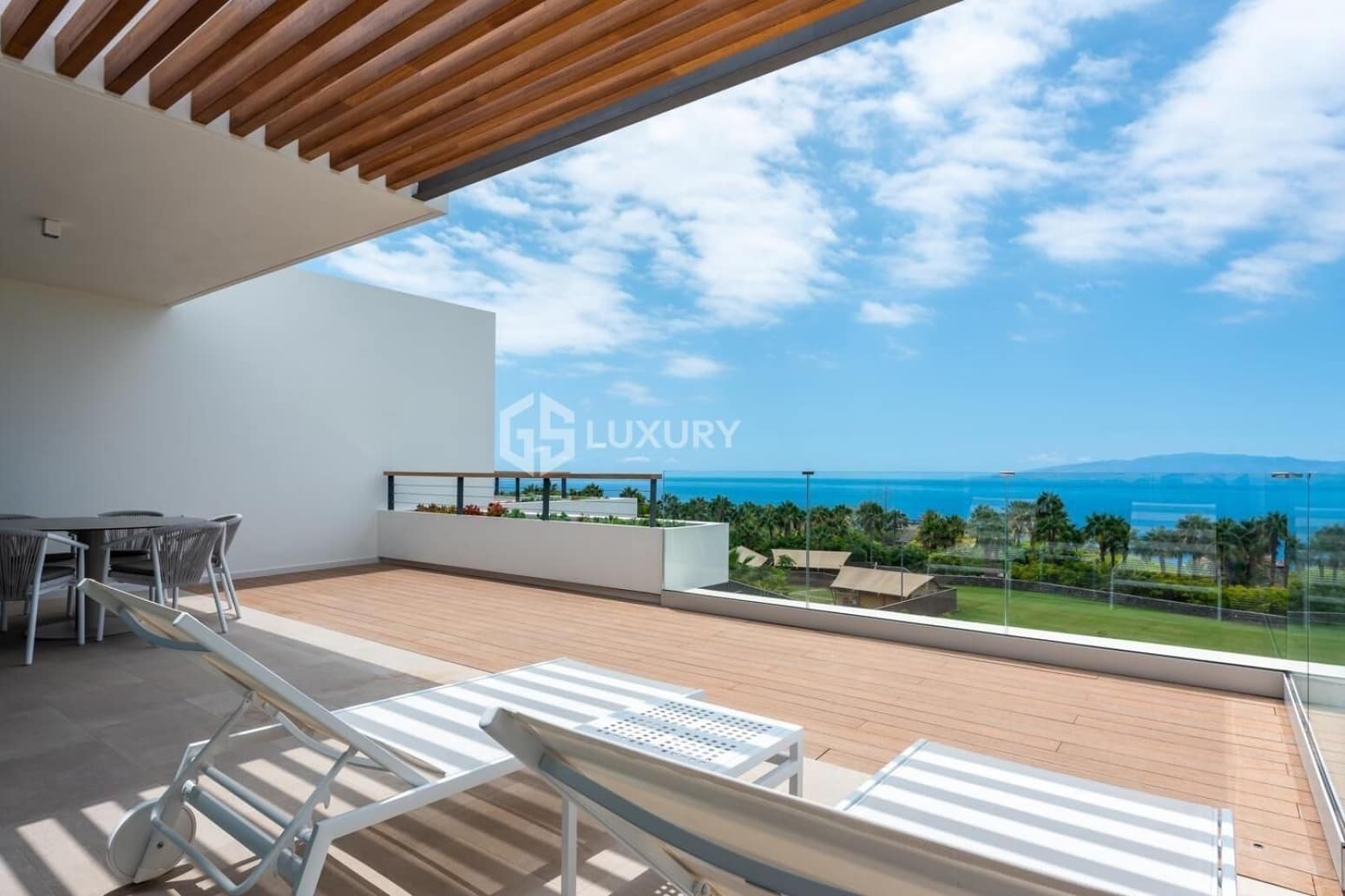 2 soverom Leilighet til salgs i Guia de Isora med garasje - € 965 000 (Ref: 9676147)