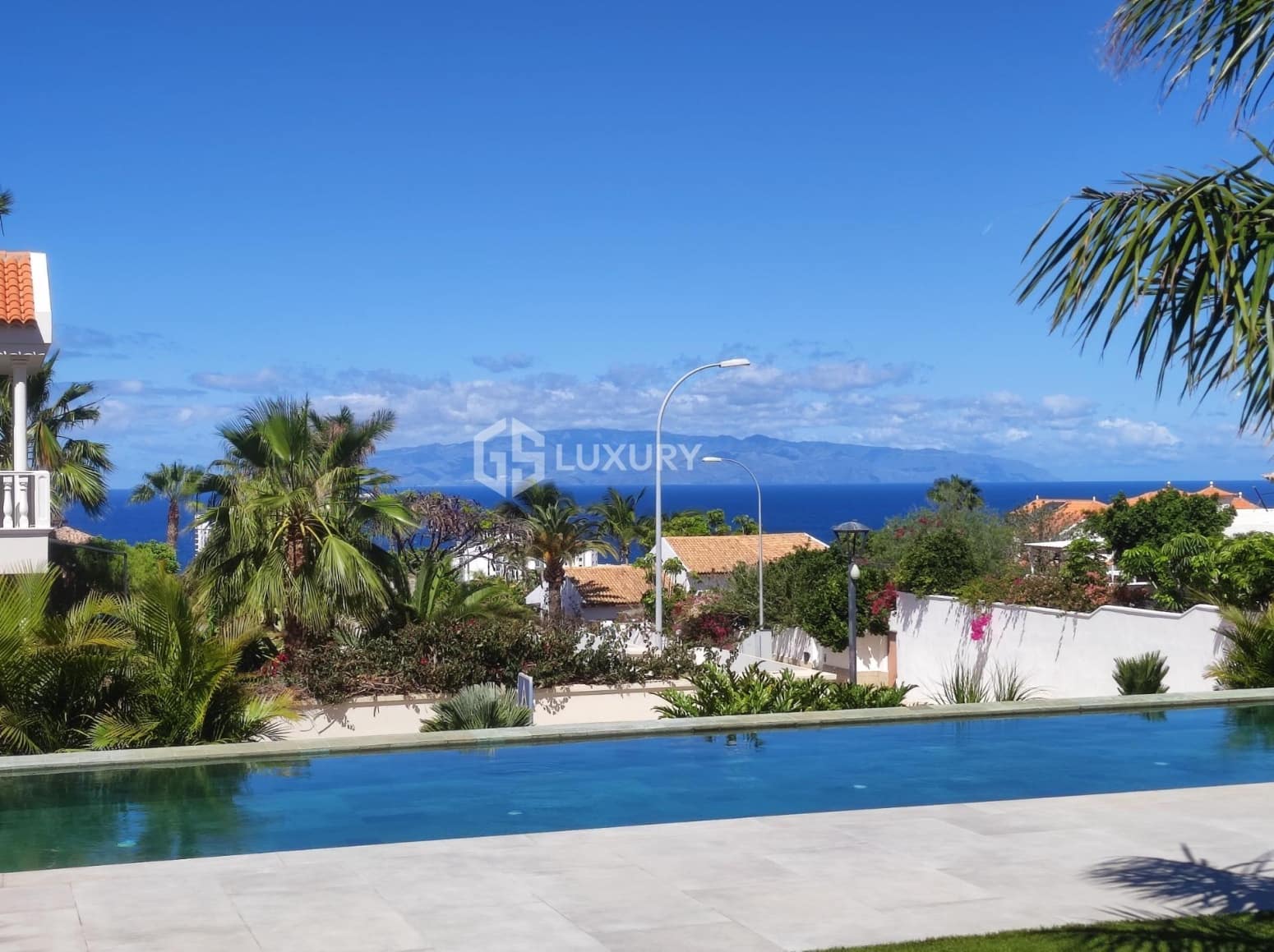 4 Zimmer Villa zu verkaufen in Adeje mit Garage - 5.500.000 € (Ref: 9676149)