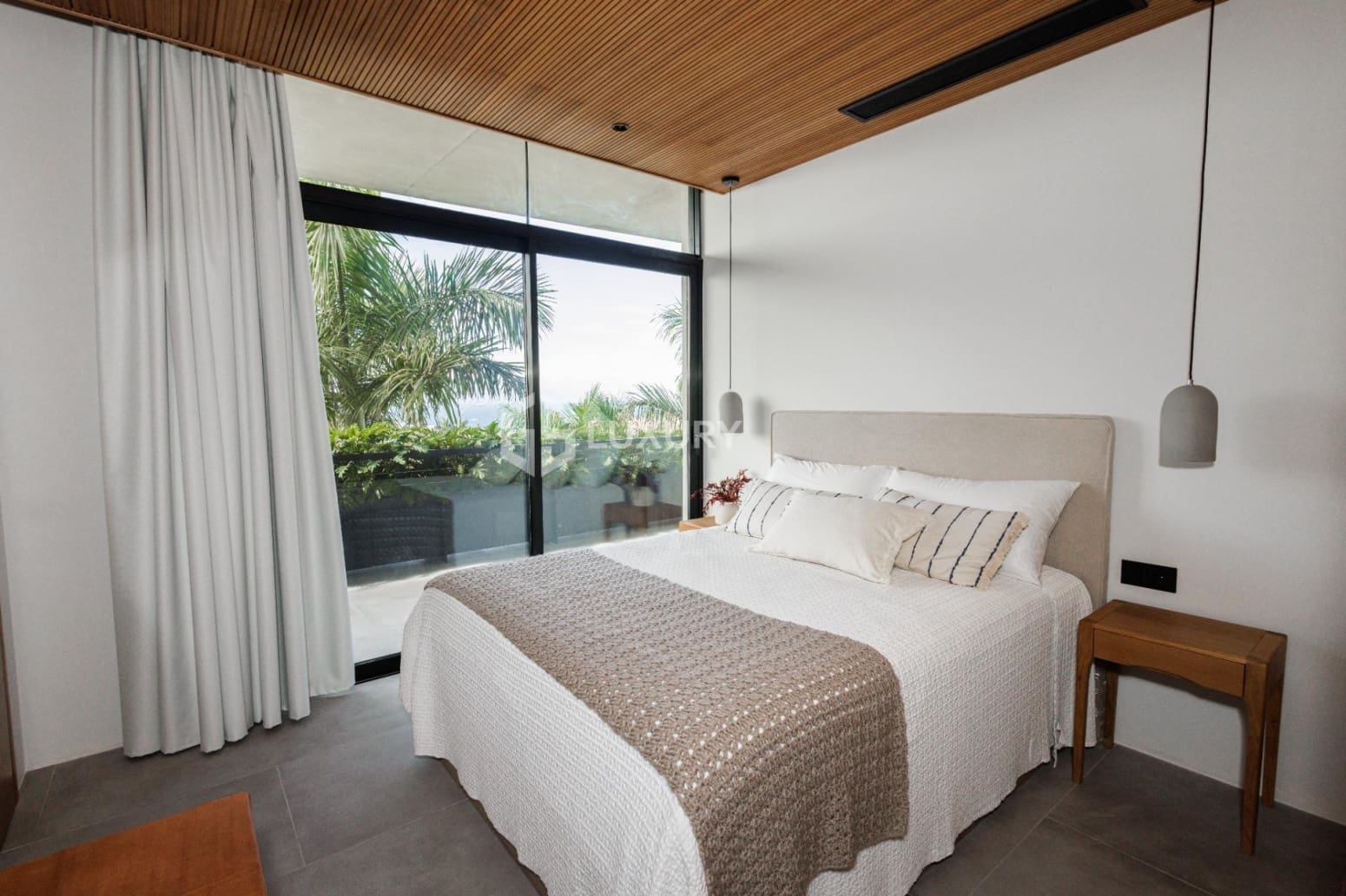 4 Zimmer Villa zu verkaufen in Adeje mit Garage - 5.500.000 € (Ref: 9676149)