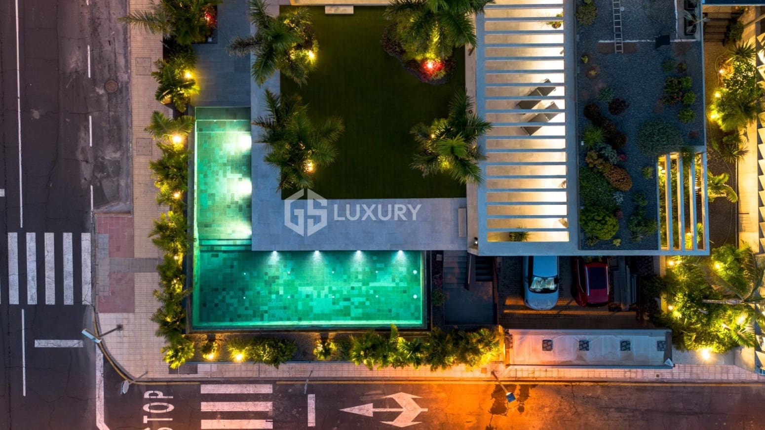 4 Zimmer Villa zu verkaufen in Adeje mit Garage - 5.500.000 € (Ref: 9676149)