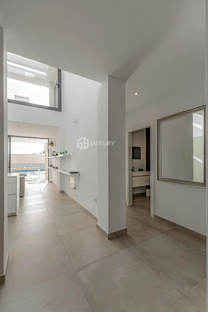 3 soveværelse Villa til salg i Adeje med garage - € 1.395.000 (Ref: 9676150)