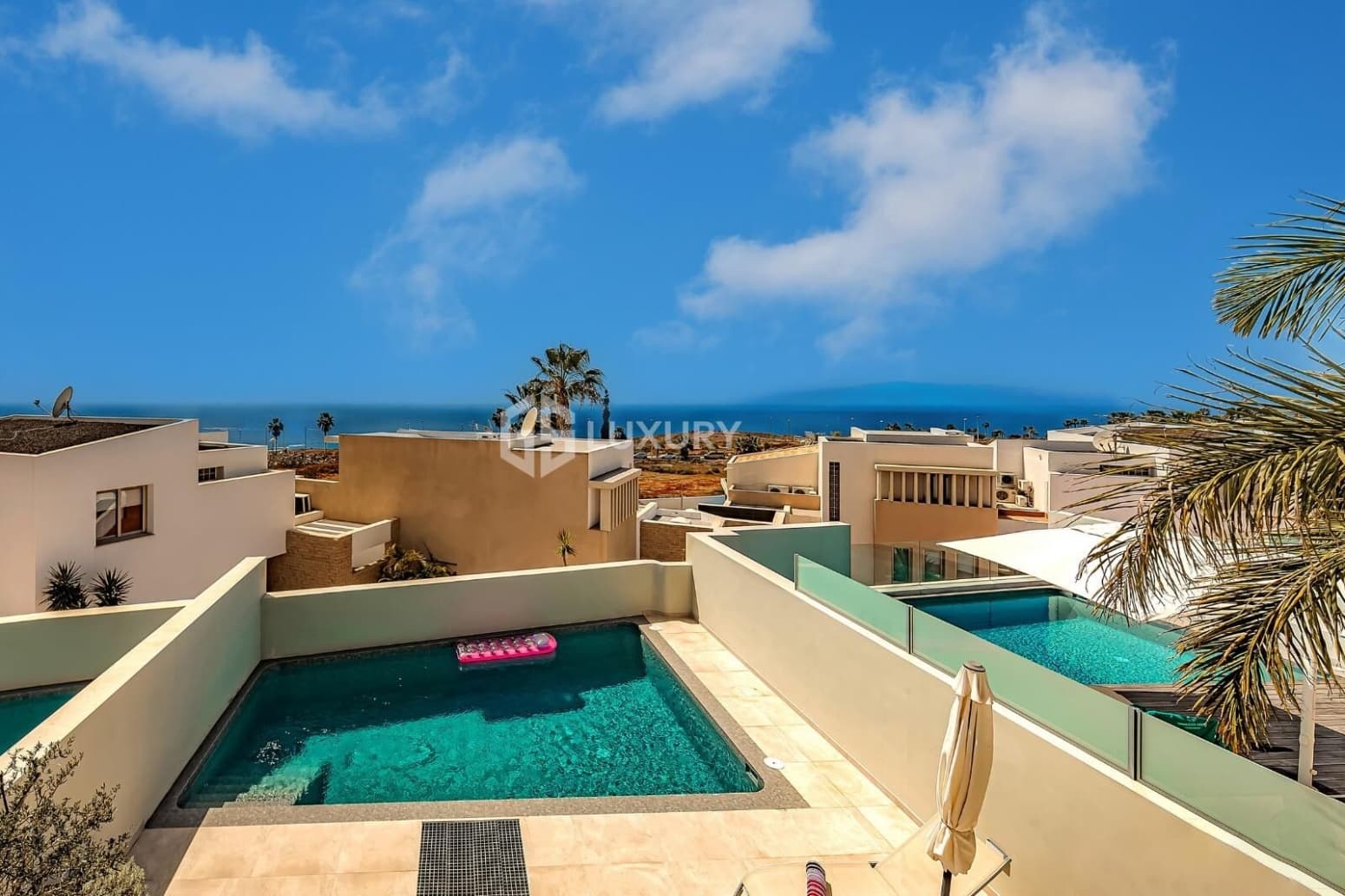 3 soveværelse Villa til salg i Adeje med garage - € 1.395.000 (Ref: 9676150)