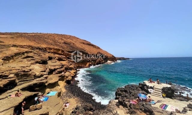 Building Plot for sale in Costa del Silencio, Arona - € 7,000,000 (Ref: 9676157)