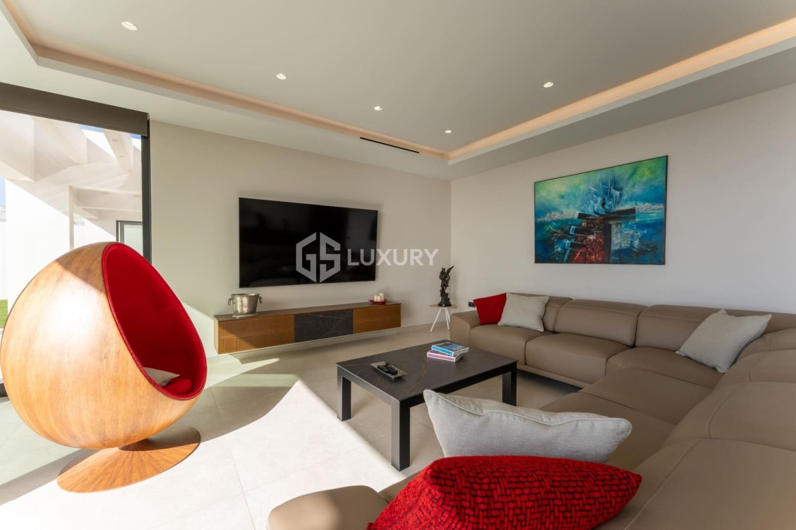 6 bedroom Villa for sale in Adeje with garage - € 5,900,000 (Ref: 9676159)