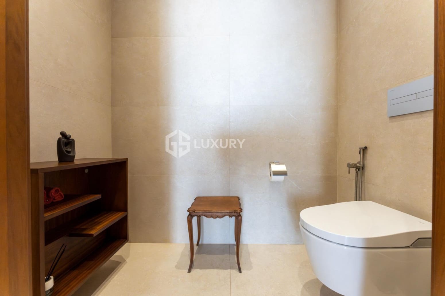 6 bedroom Villa for sale in Adeje with garage - € 5,900,000 (Ref: 9676159)