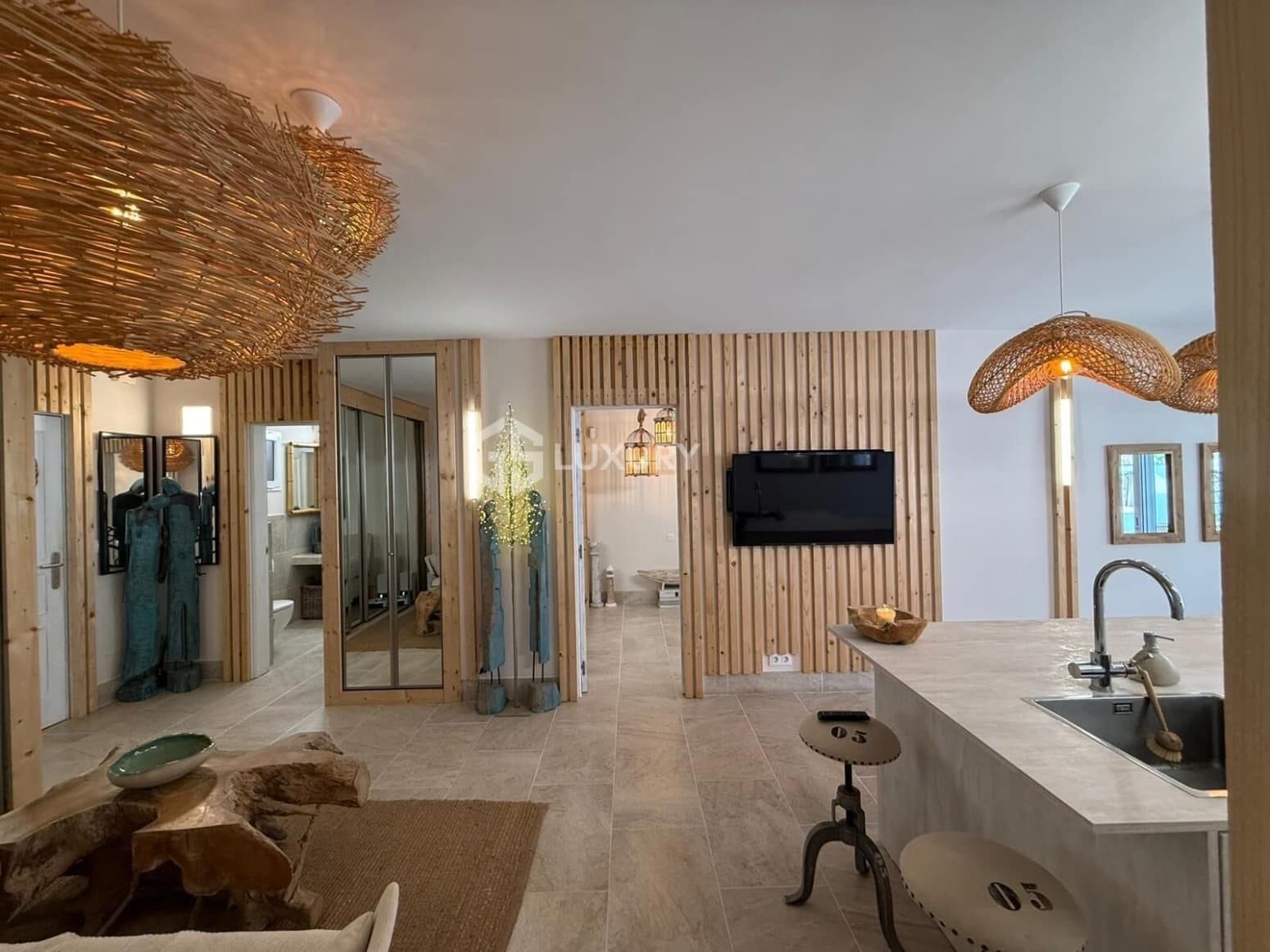 2 bedroom Flat for sale in Adeje with garage - € 449,000 (Ref: 9676160)