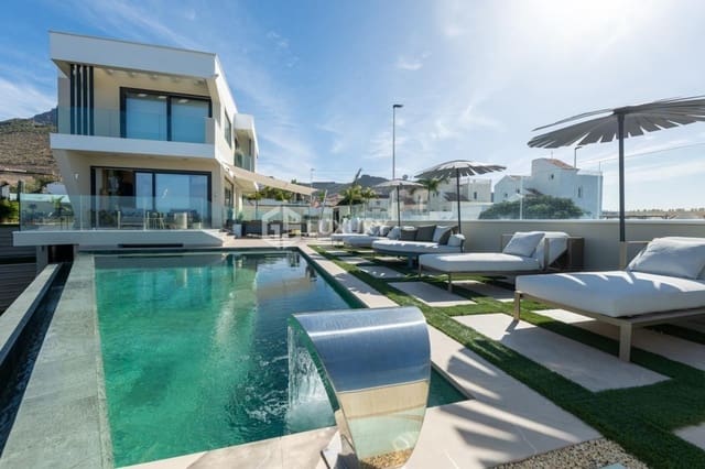 Chalet de 4 habitaciones en Playa de Fañabé Alto, Adeje en venta con garaje - 3.500.000 € (Ref: 9676161)