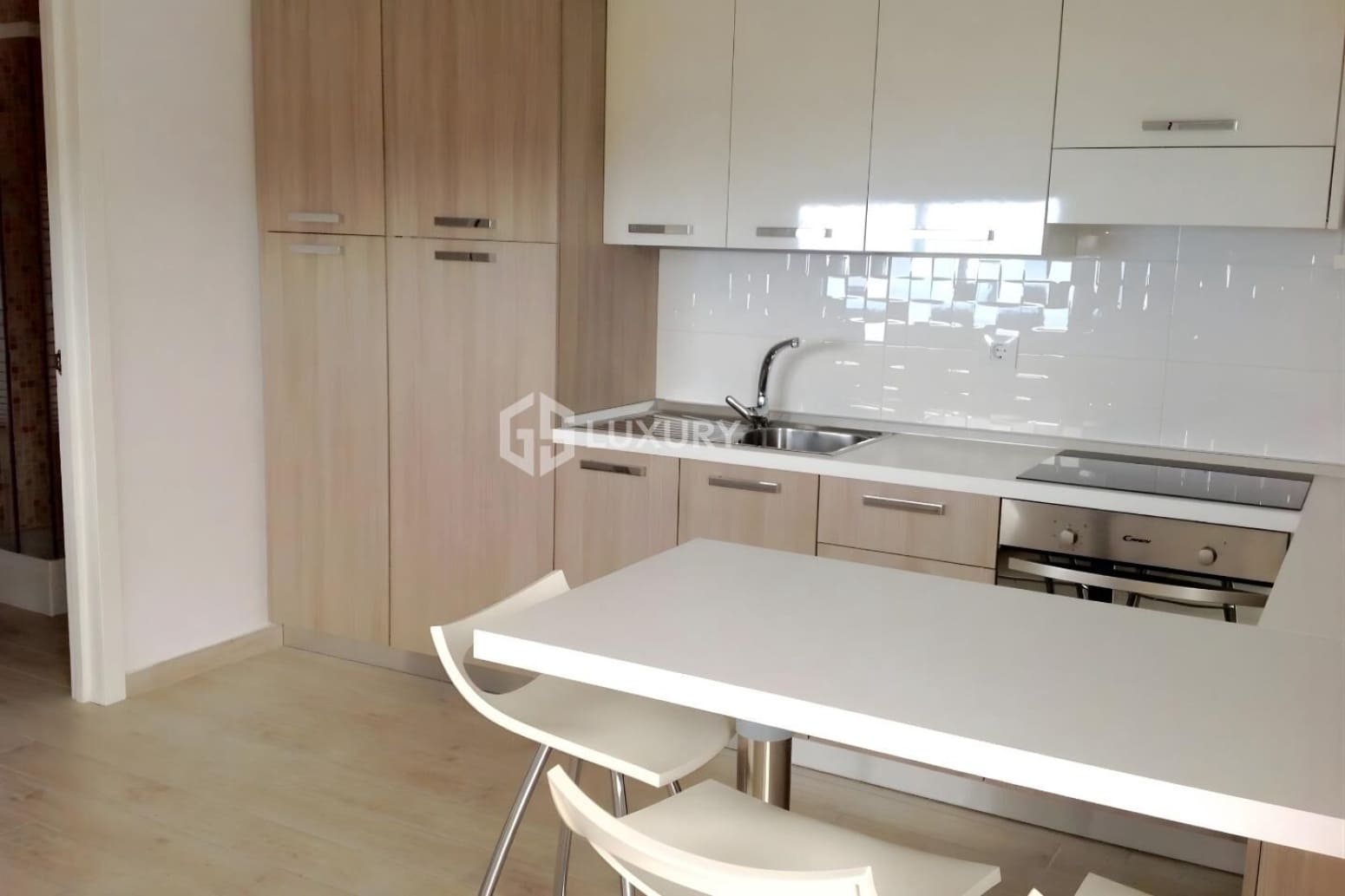 4 bedroom Villa for sale in Adeje with garage - € 1,350,000 (Ref: 9676163)