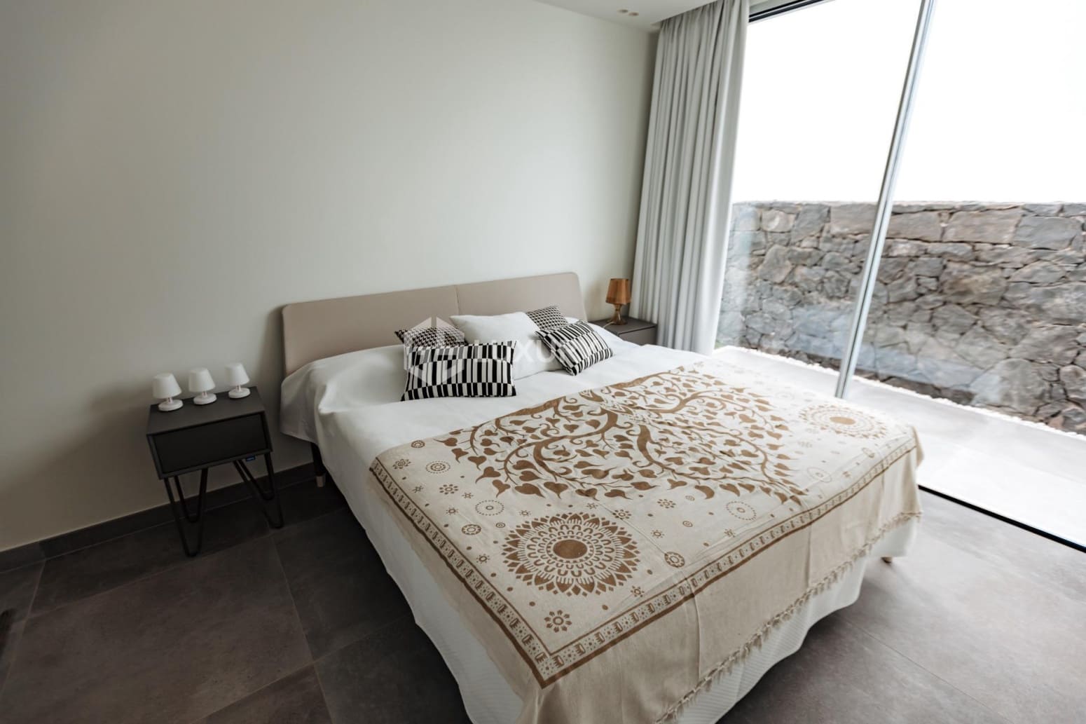 4 makuuhuone Huvila myytävänä paikassa Adeje mukana 
autotalli - 1 490 000 € (Ref: 9676164)