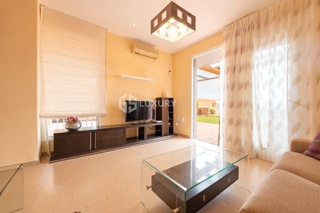 3 bedroom Villa for sale in La Caleta Adeje, Adeje - € 1,600,000 (Ref: 9676167)