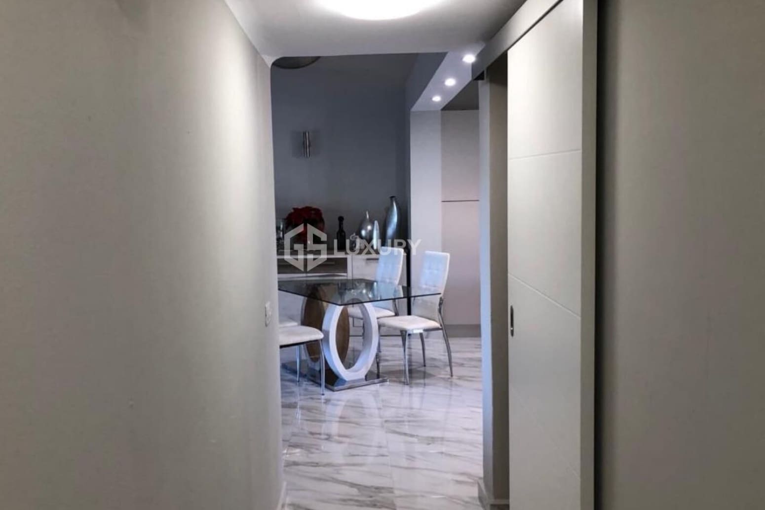 Chalet de 3 habitaciones en San Miguel de Abona en venta con garaje - 699.000 € (Ref: 9676168)