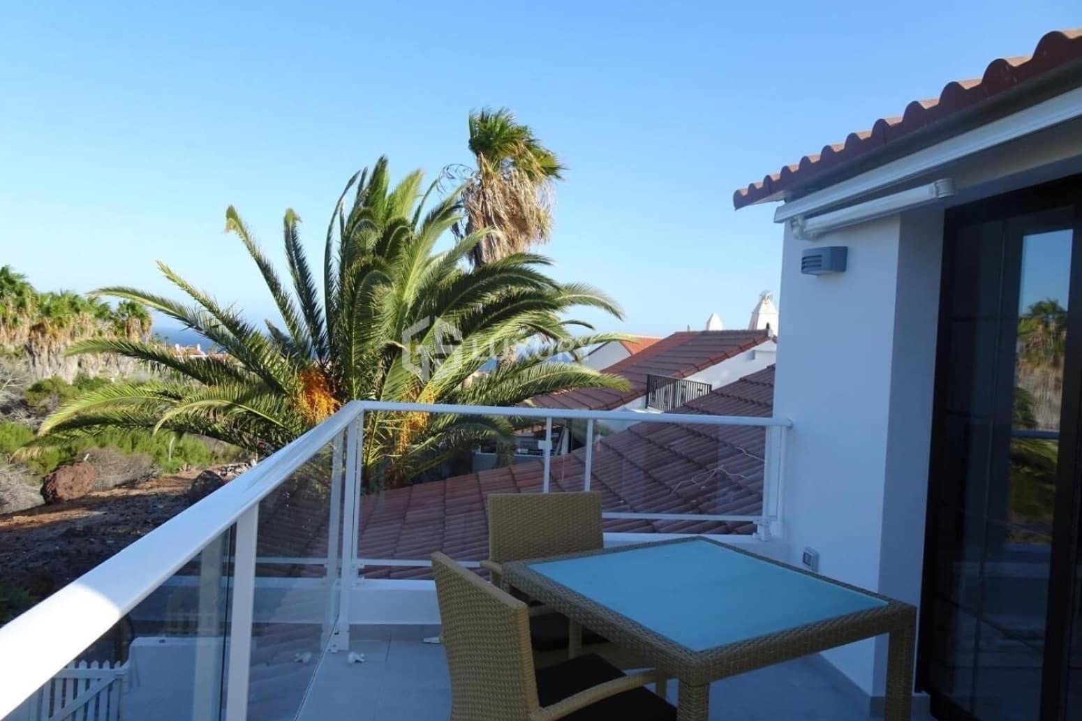 Chalet de 3 habitaciones en San Miguel de Abona en venta con garaje - 699.000 € (Ref: 9676168)