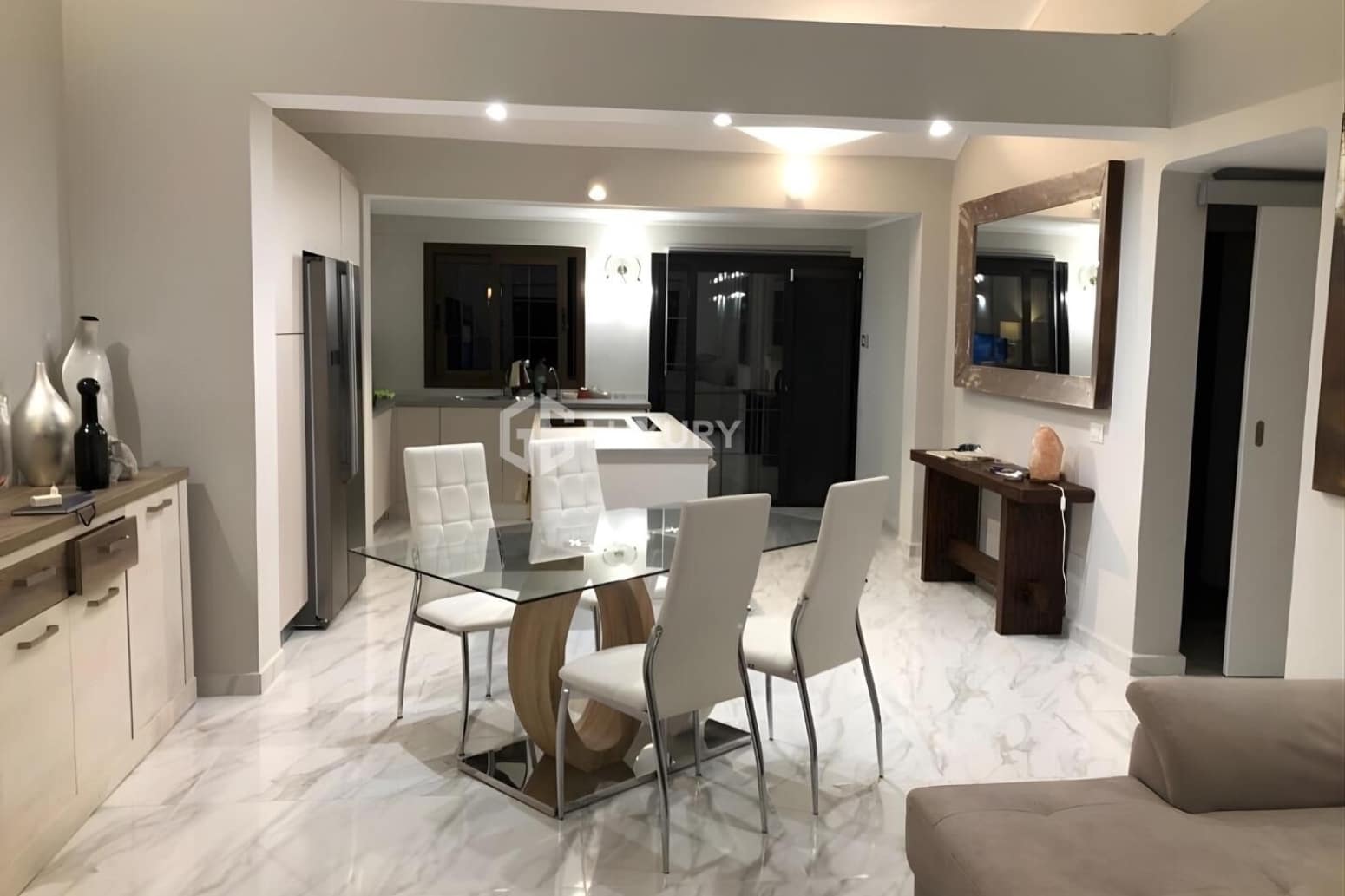 Chalet de 3 habitaciones en San Miguel de Abona en venta con garaje - 699.000 € (Ref: 9676168)