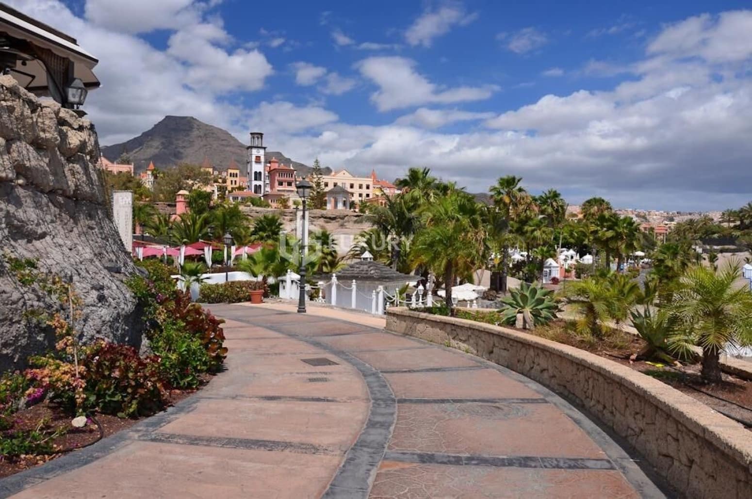 Building Plot for sale in Adeje - € 8,000,000 (Ref: 9676171)