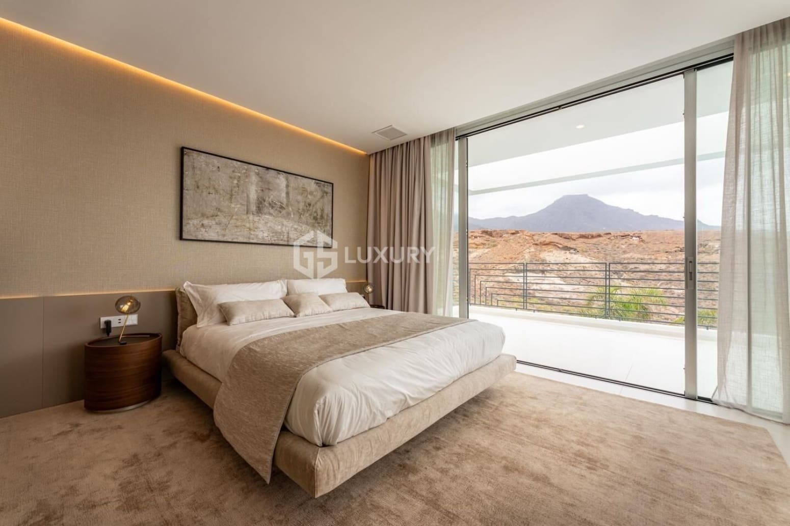 5 makuuhuone Huvila myytävänä paikassa Adeje mukana 
autotalli - 6 150 000 € (Ref: 9676177)