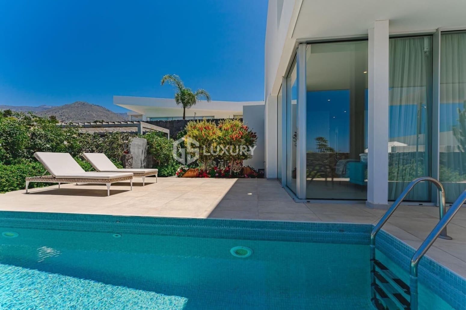 3 sypialnia Willa na sprzedaż w Guia de Isora z garażem - 1 699 000 € (Ref: 9676178)