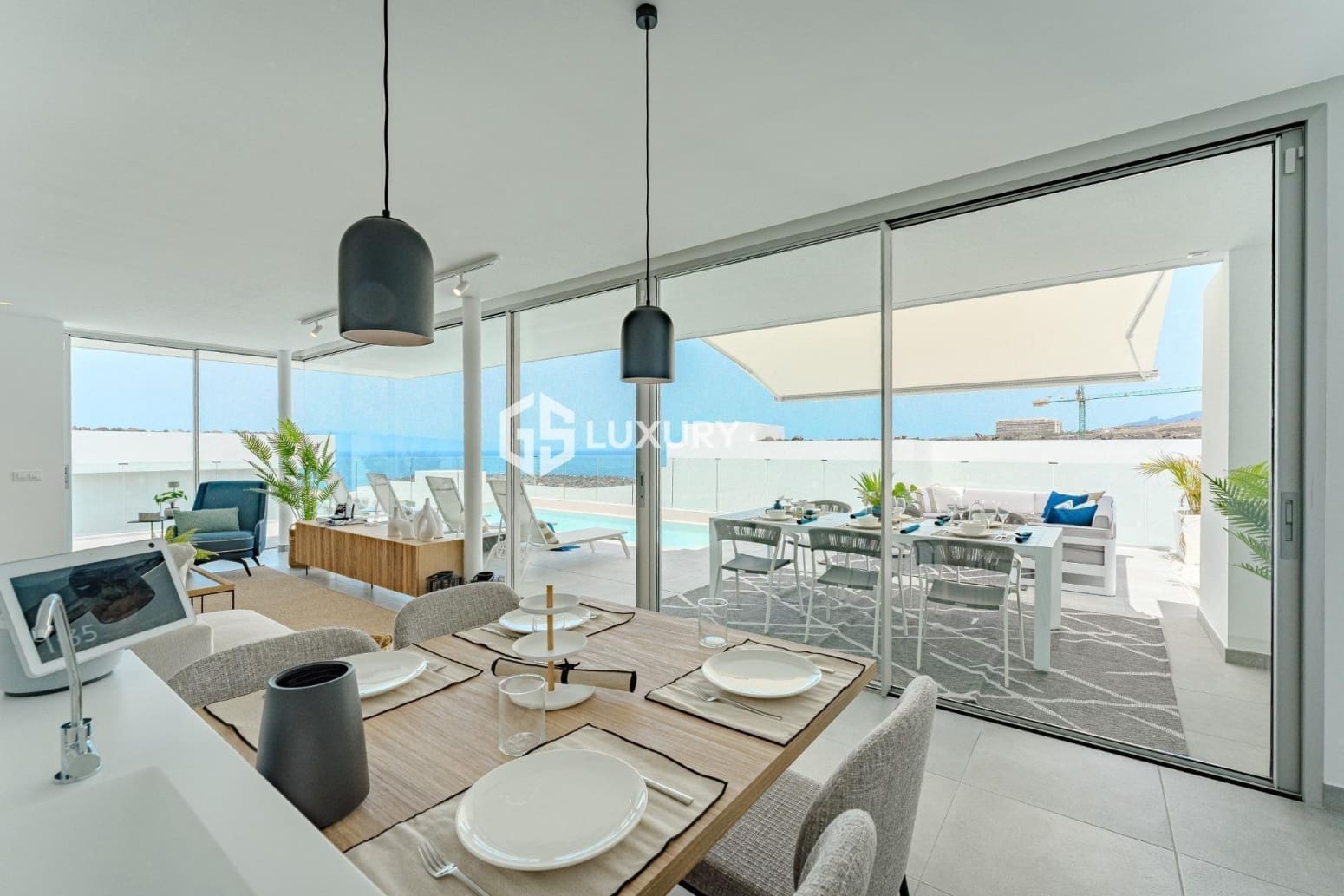 3 slaapkamer Villa te koop in Adeje met garage - € 1.749.000 (Ref: 9676194)