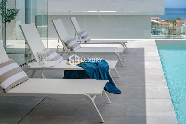 3 slaapkamer Villa te koop in Callao Salvaje - Playa Paraíso, Adeje met garage - € 1.749.000 (Ref: 9676194)