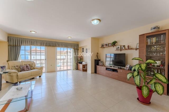 3 chambre Villa/Maison à vendre à Playa de Fañabé Alto, Adeje avec garage - 1 100 000 € (Ref: 9676196)