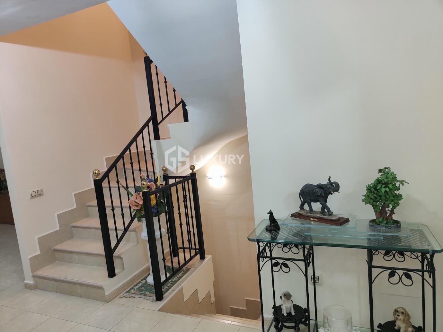 3 quarto Moradia para venda em Adeje com garagem - 1 100 000 € (Ref: 9676197)