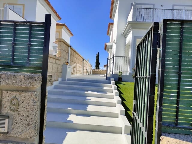 3 quarto Moradia para venda em Playa de Fañabé Alto, Adeje com garagem - 1 100 000 € (Ref: 9676197)