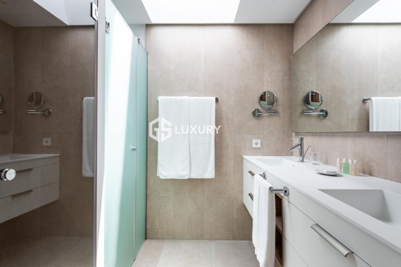 2 quarto Apartamento para venda em Guia de Isora com garagem - 895 000 € (Ref: 9676199)