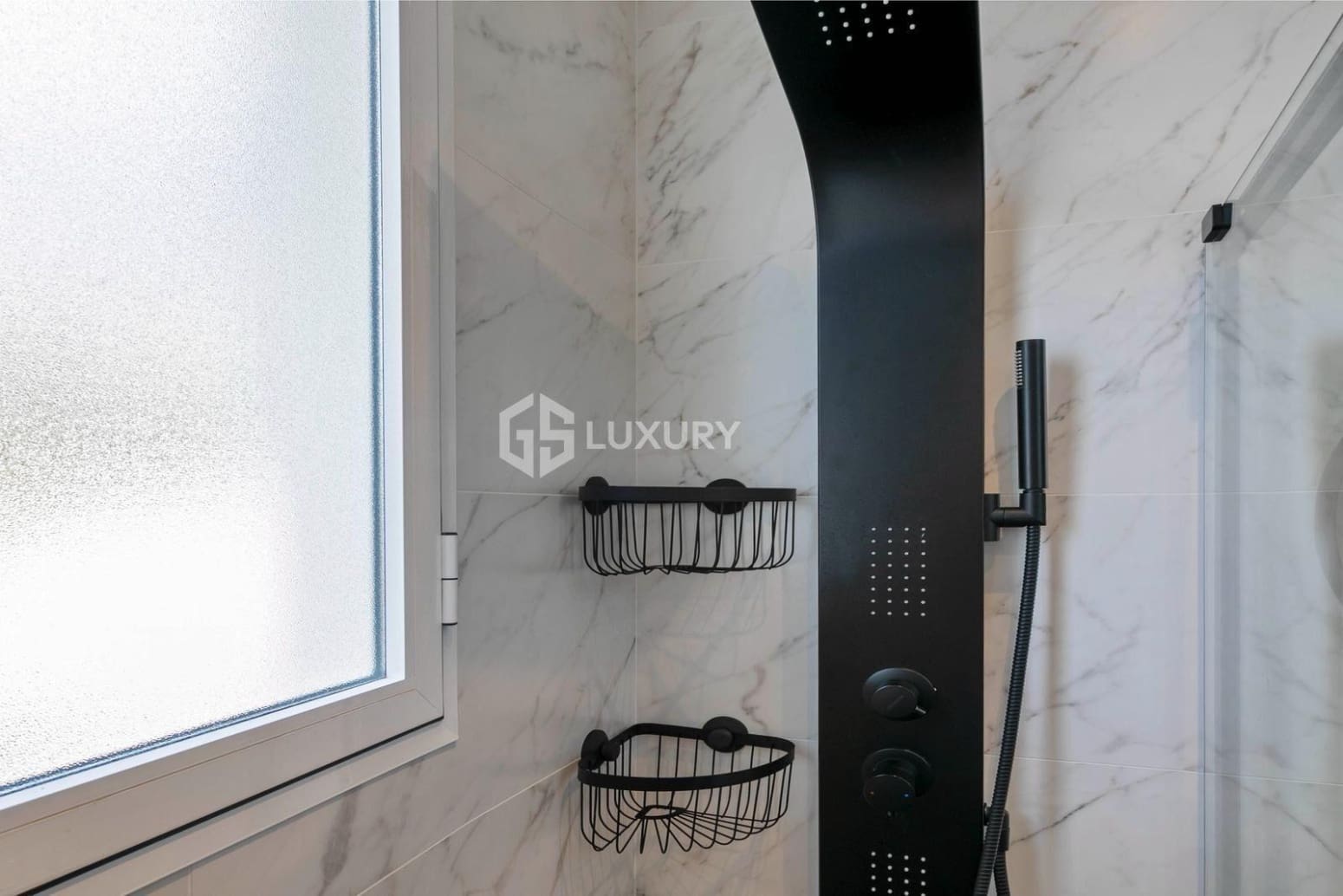 Chalet de 3 habitaciones en San Miguel de Abona en venta con garaje - 690.000 € (Ref: 9676409)